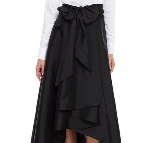 Adrianna Papell Dresses & Skirts - Adrianna Papell Black Hi Low Bow Waist Taffeta Maxi Skirt
